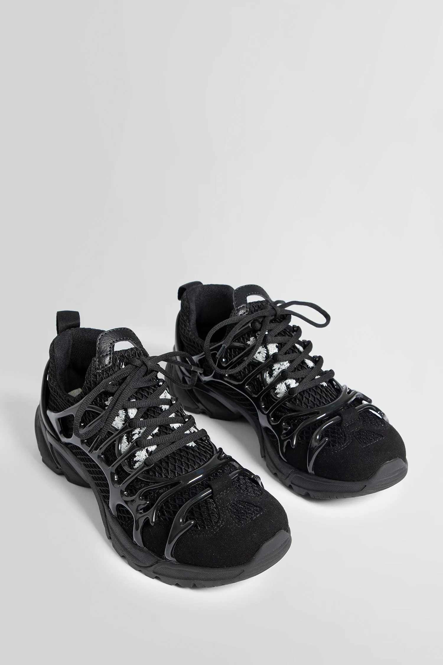 44 label group symbiont low sneakers