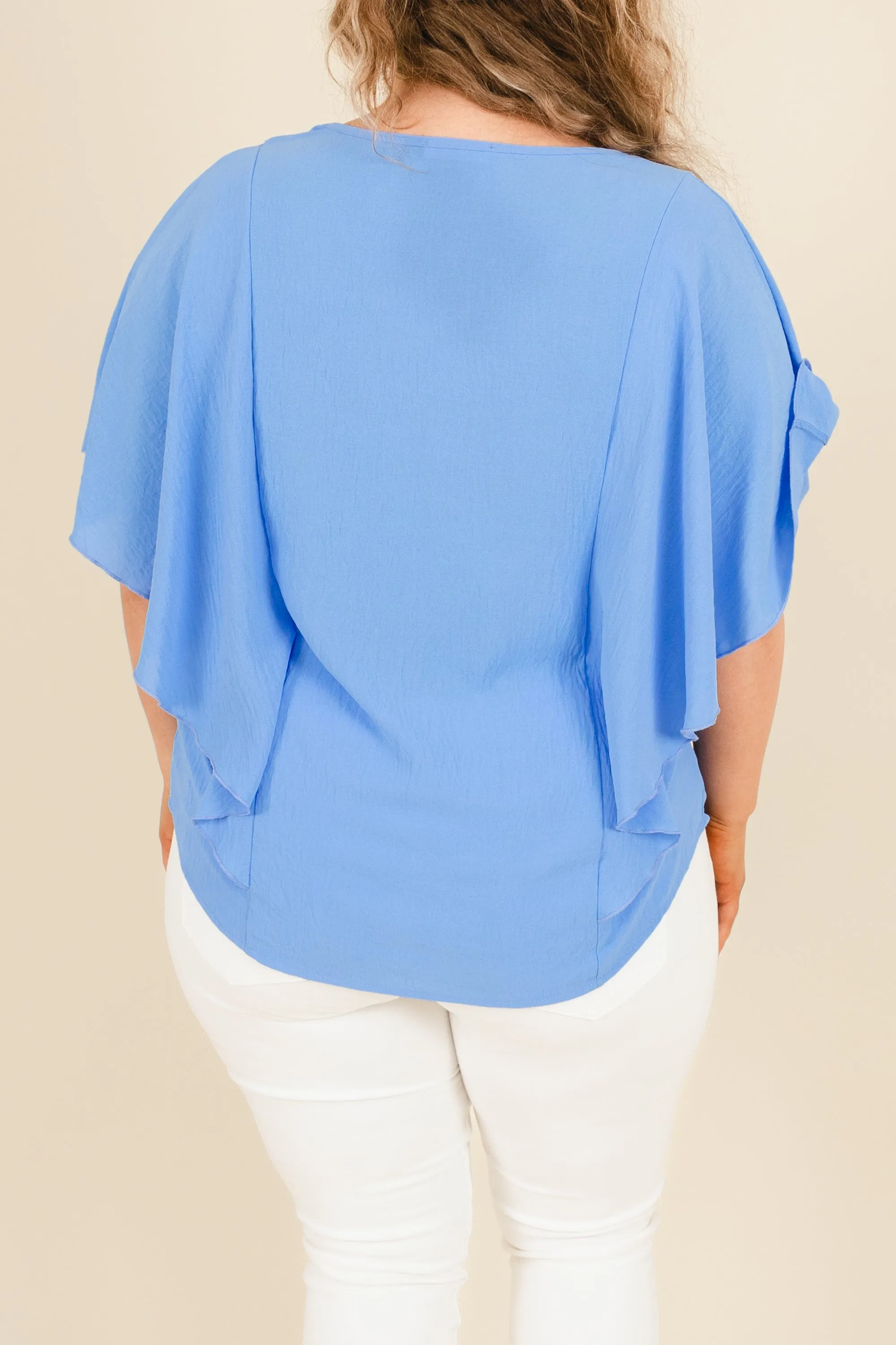 Eye-catching Blue Striking Sight Top