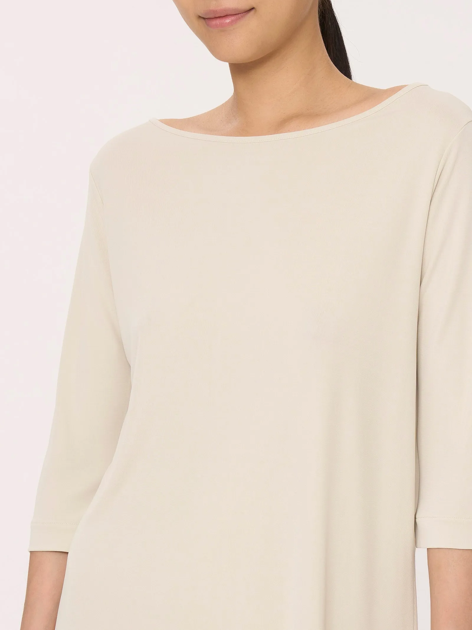 3/4 Sleeve Crepe Satin Top in Champignon