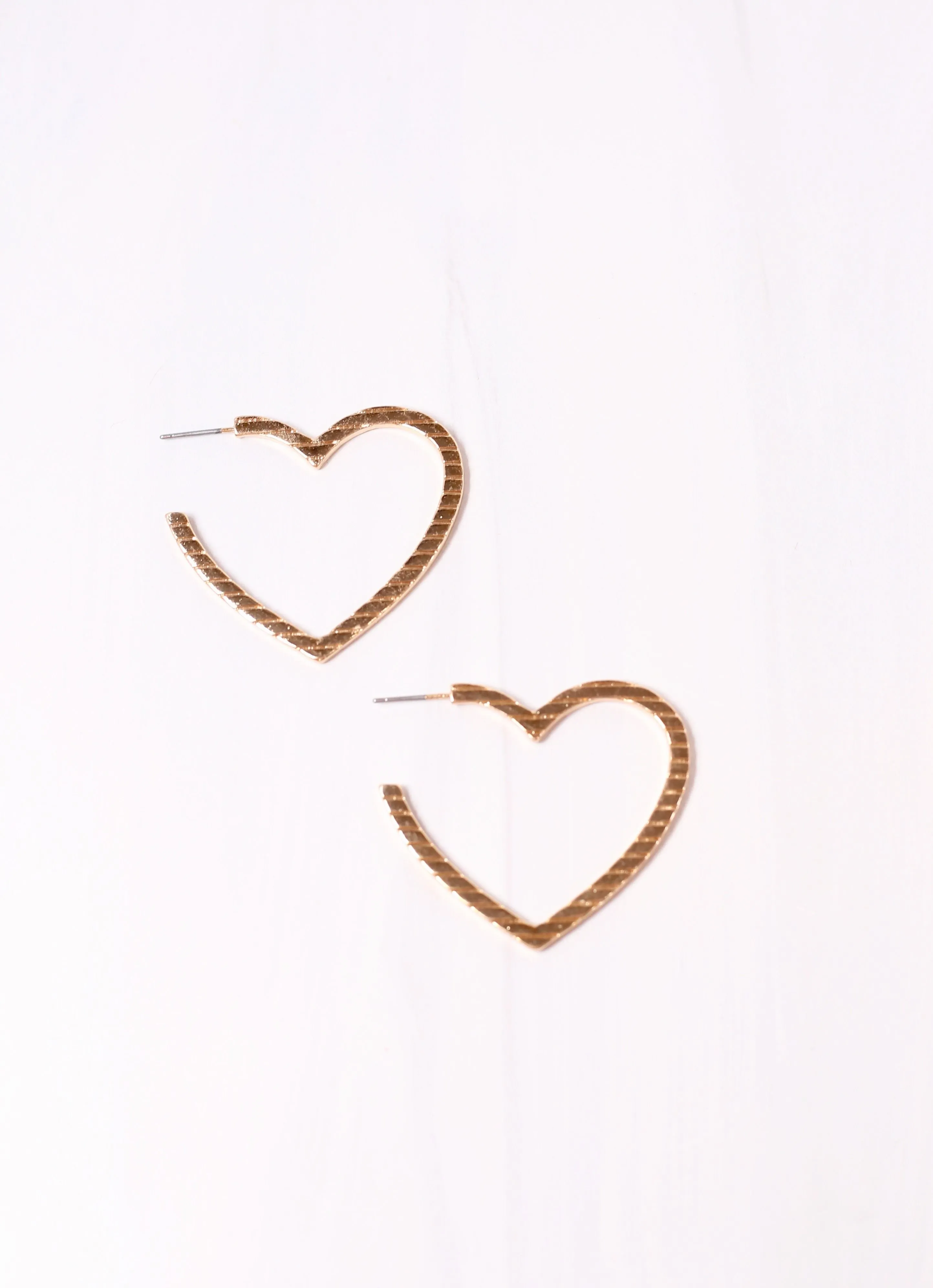 Santos Heart Open Hoop Earring Gold