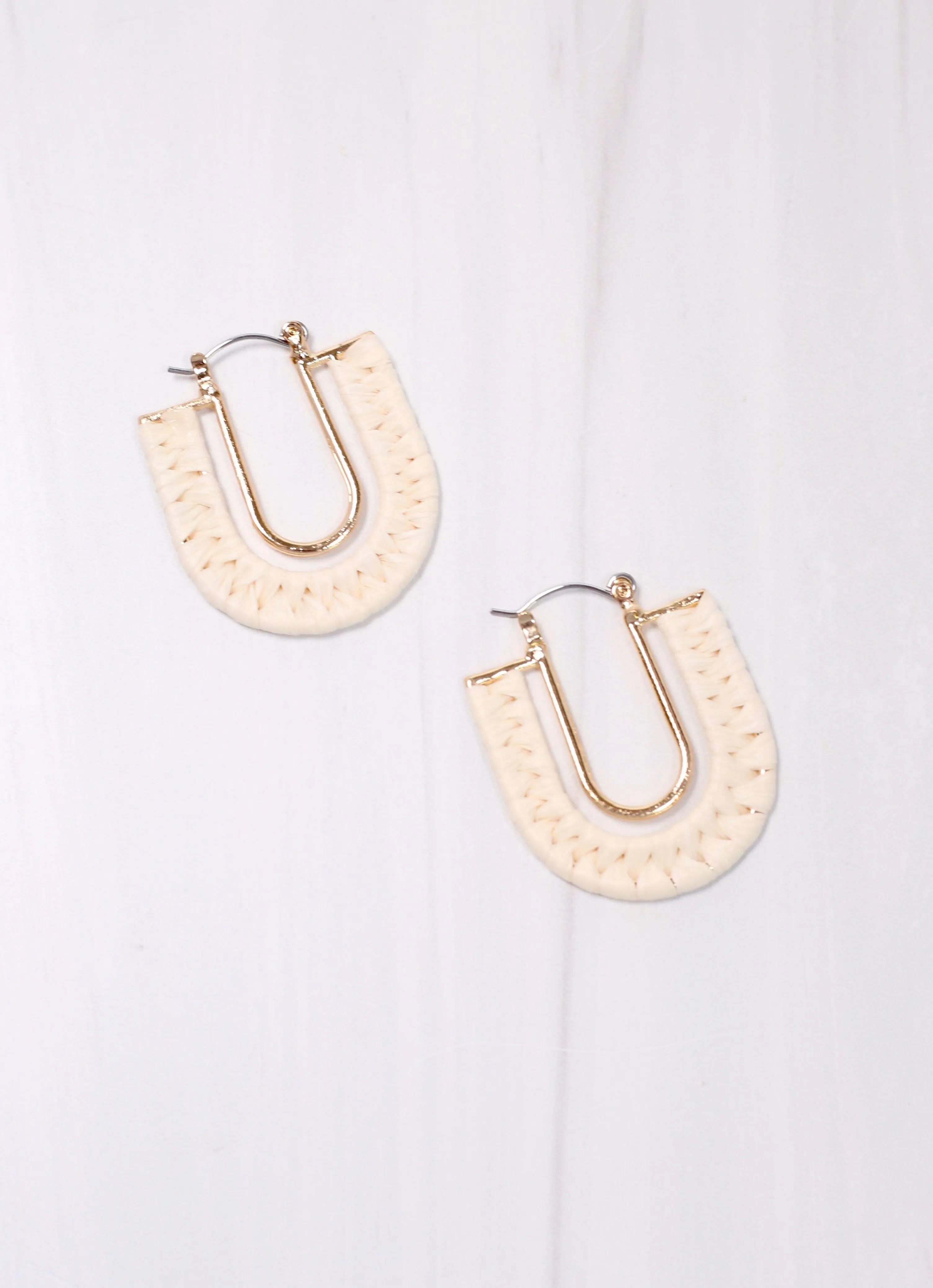 Elegant Roxbury Ivory Drop Earring