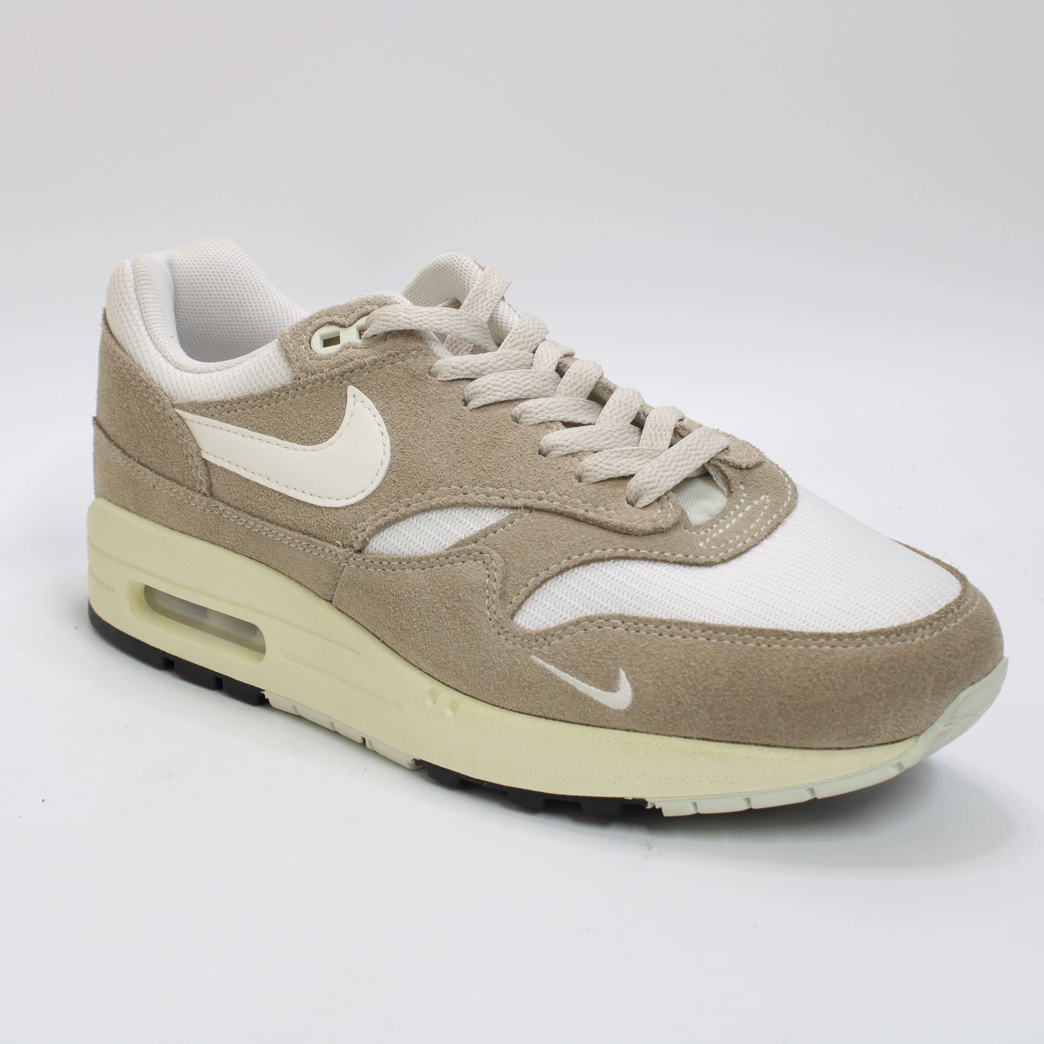 Air Max 1 Sail Khaki Coconut Milk Trainers