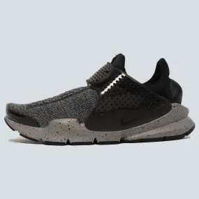 Nike - Sock Dart SE Premium - Black/Dust White/University Red