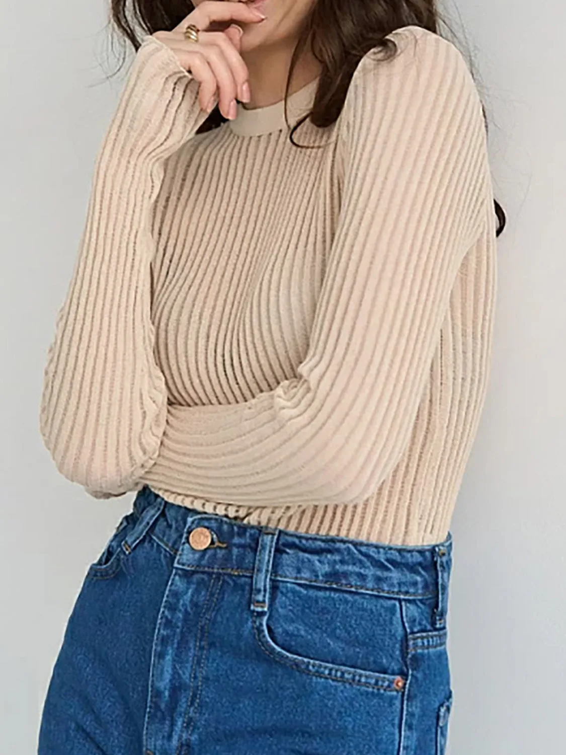 round neck ribbed knit top