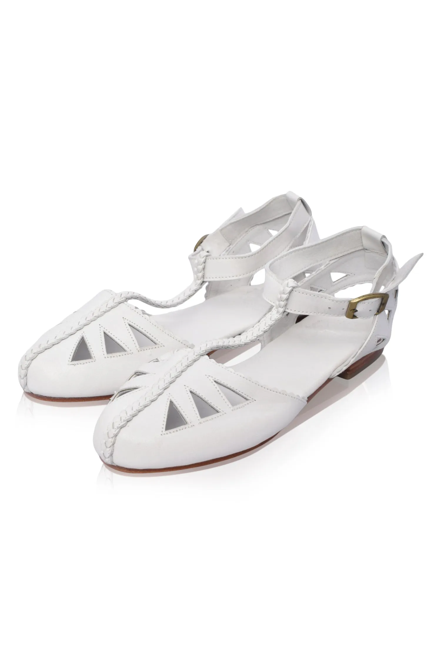 T-strap Leather Bounty Sandals