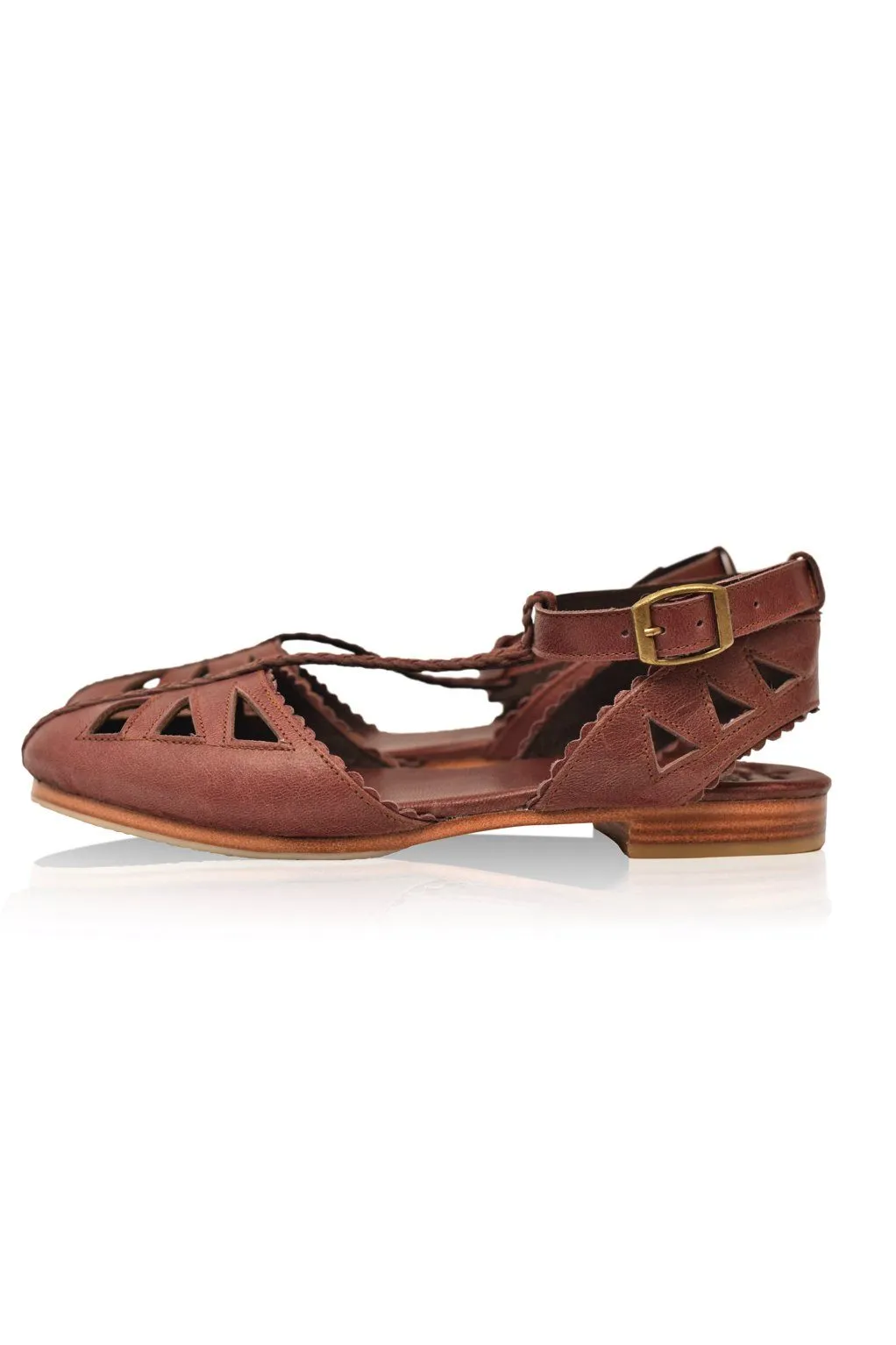 T-strap Leather Bounty Sandals